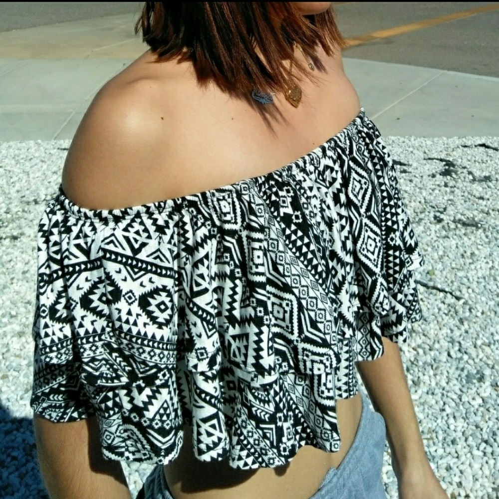 SALE NEW Aztec Crop Tub top